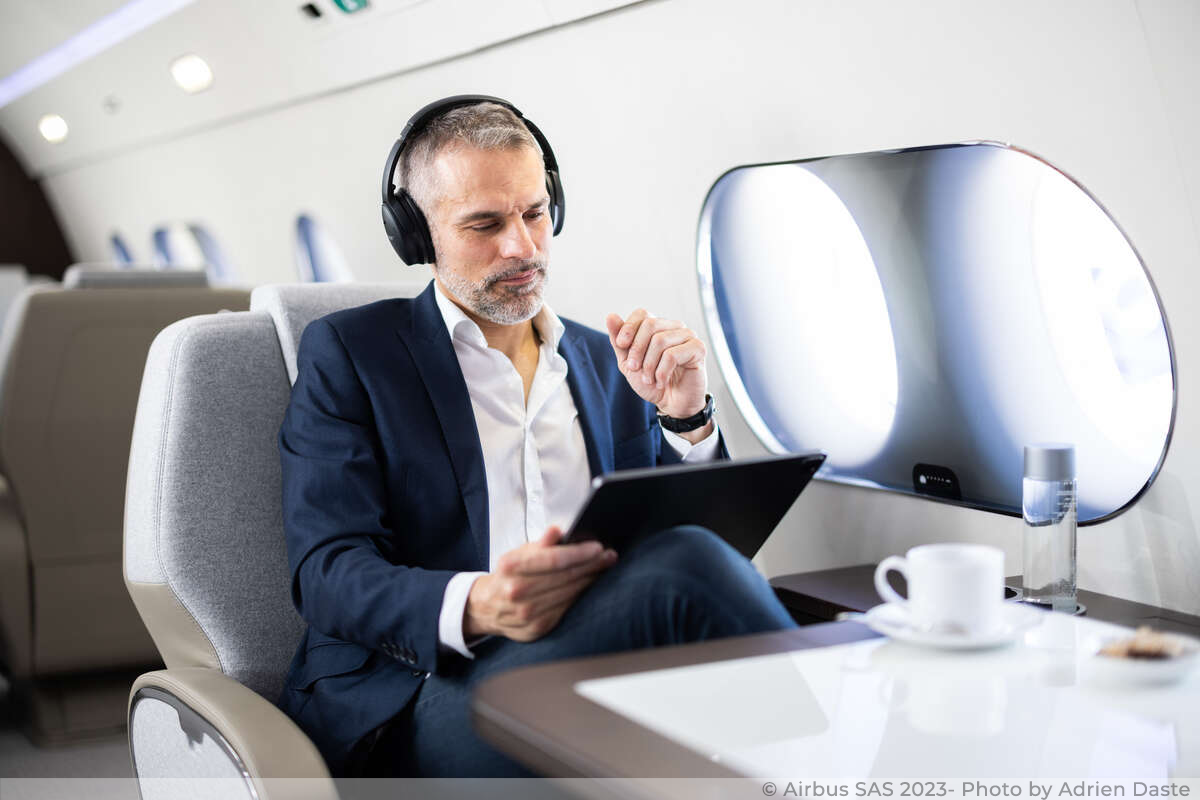 connectivity-1 From Typewriters to Touchscreens: How Jets Became Offices